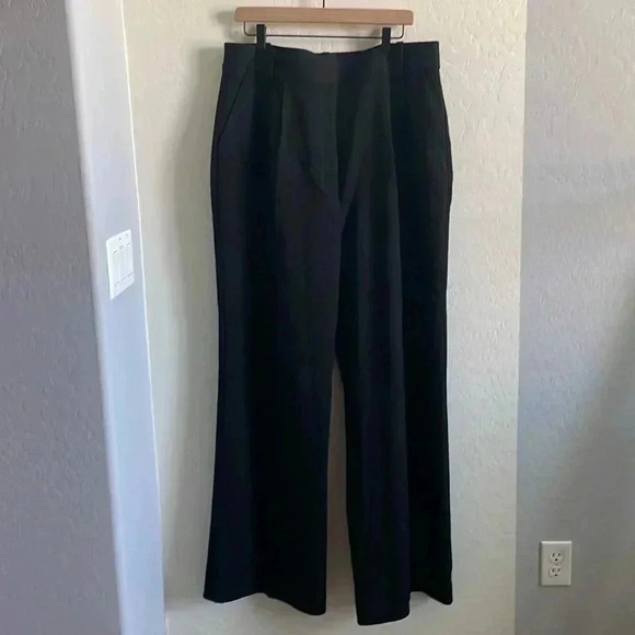 Favorite Daughter The Favorite Pants in Black 18 - Picture 3 of 8